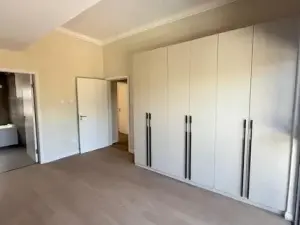 Flat/Apartment to Rent in Avondale