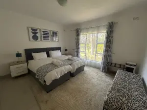 Townhouse/Complex/Cluster to Rent in Pomona