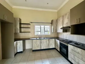 Townhouse/Complex/Cluster to Rent in Greendale