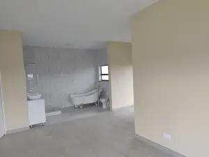5 Bedroom House to Rent in Fairview