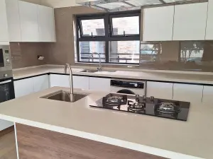 Flat/Apartment to Rent in Avondale