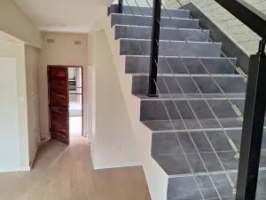 Flat/Apartment to Rent in Avondale