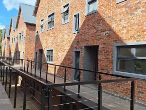Flat/Apartment to Rent in Avondale