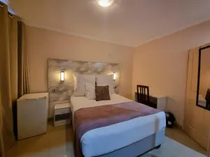 Commercial Property to Rent in Emerald Hill
