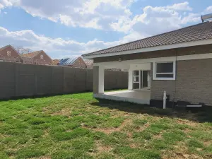 Townhouse/Complex/Cluster to Rent