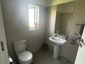 3 Bedroom House to Rent in Arlington