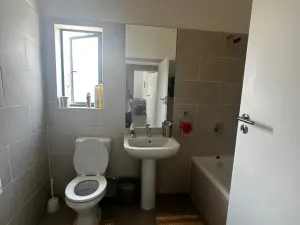3 Bedroom House to Rent in Arlington