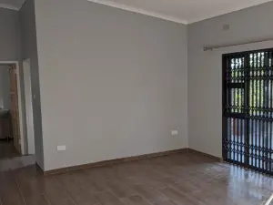 2 Bedroom Cottage/Garden Flat to Rent in Glen Lorne
