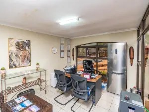 4 Bedroom House to Rent in Greendale