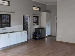 2 Bedroom Cottage/Garden Flat to Rent in Glen Lorne
