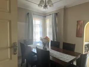 3 Bedroom House to Rent in Hatfield