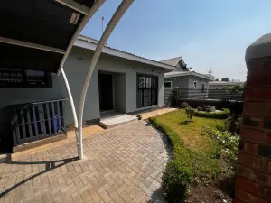 Townhouse/Complex/Cluster to Rent in Arlington