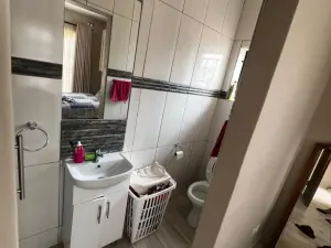 Townhouse/Complex/Cluster to Rent in Arlington