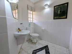 Townhouse/Complex/Cluster to Rent in Borrowdale