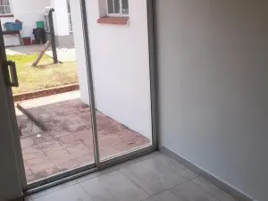 Townhouse/Complex/Cluster to Rent in Borrowdale