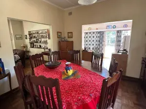 4 Bedroom House to Rent in Emerald Hill