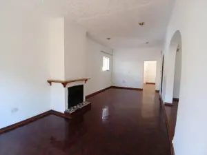 4 Bedroom House to Rent in Alexandra Park