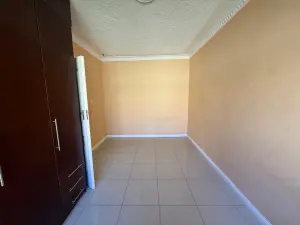 Townhouse/Complex/Cluster to Rent in Highlands