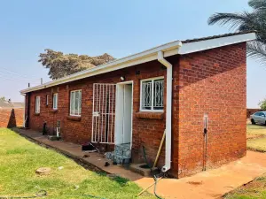 3 Bedroom House to Rent in Westgate