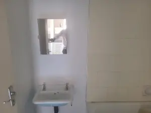 Flat/Apartment to Rent in Avenues