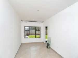 5 Bedroom House to Rent in Glen Lorne