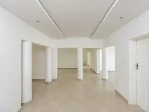 5 Bedroom House to Rent in Glen Lorne