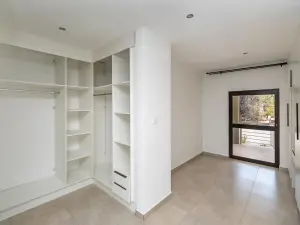 5 Bedroom House to Rent in Glen Lorne