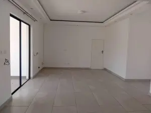 3 Bedroom House to Rent in Greendale North