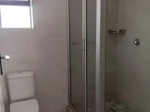 3 Bedroom House to Rent in Greendale North