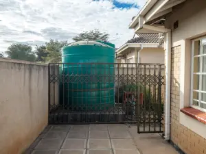 Townhouse/Complex/Cluster to Rent in Prospect