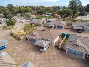 Townhouse/Complex/Cluster to Rent