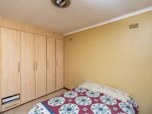 Townhouse/Complex/Cluster to Rent in Prospect