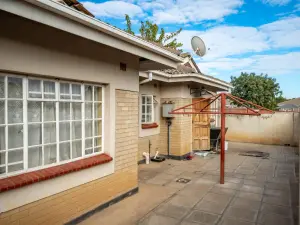 Townhouse/Complex/Cluster to Rent in Prospect
