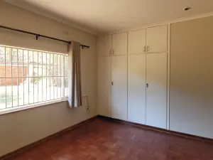 4 Bedroom House to Rent in Alexandra Park