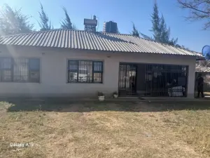 3 Bedroom Cottage/Garden Flat to Rent in Gletwin Park