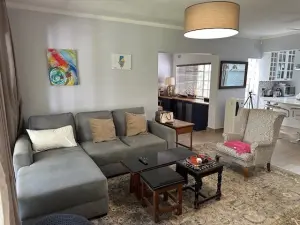 2 Bedroom Cottage/Garden Flat to Rent in Borrowdale