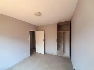 Flat/Apartment to Rent in Bluff Hill