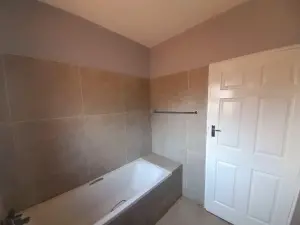 Flat/Apartment to Rent in Bluff Hill