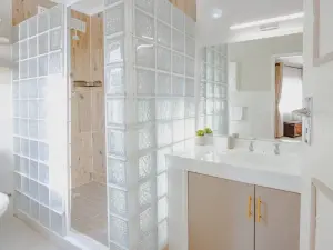 Flat/Apartment to Rent in Avenues