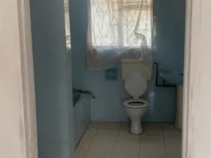 5 Bedroom House to Rent in Waterfalls