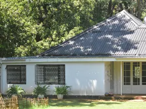 2 Bedroom House to Rent in Highlands