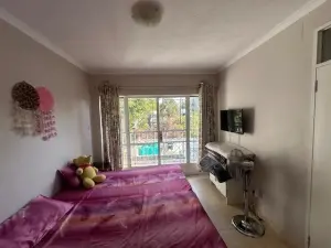 3 Bedroom Cottage/Garden Flat to Rent in Avondale