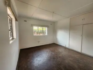 4 Bedroom House to Rent in Hillside