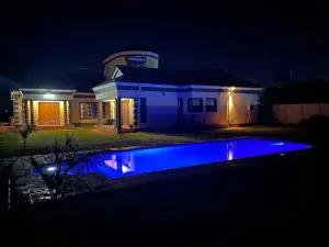 5 Bedroom House to Rent in Mount Pleasant Heights