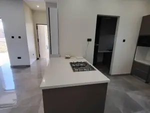 Townhouse/Complex/Cluster to Rent in Fairview