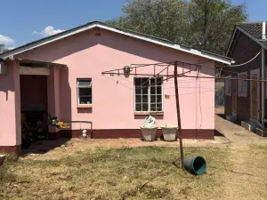 Commercial Property to Rent in Newlands