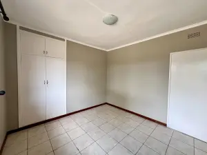 4 Bedroom House to Rent in Glen Lorne