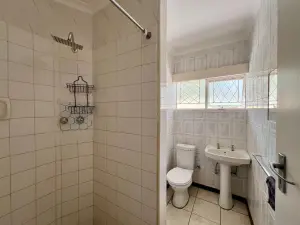 4 Bedroom House to Rent in Glen Lorne