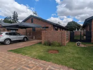 Townhouse/Complex/Cluster for Sale