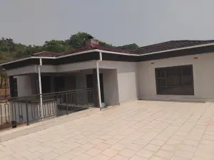 5 Bedroom House to Rent in Gletwin Park